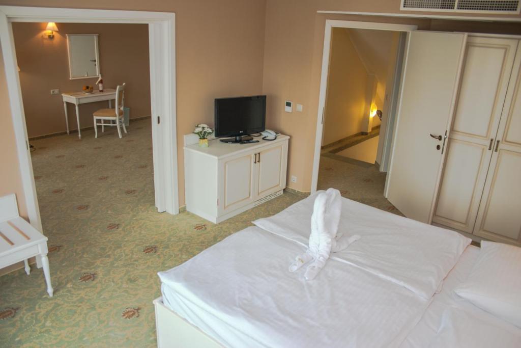 Calimbra Wellness Hotel Superior Miskolc Zimmer foto